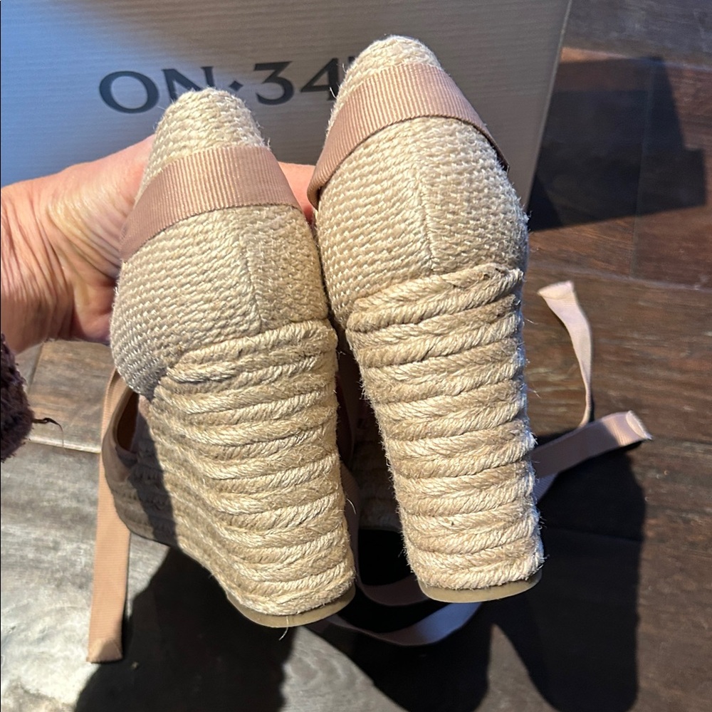 NIB ~ ON THE 34th MELINDA ESPADRILLE WEDGE sz 9.5 - Picture 5 of 8